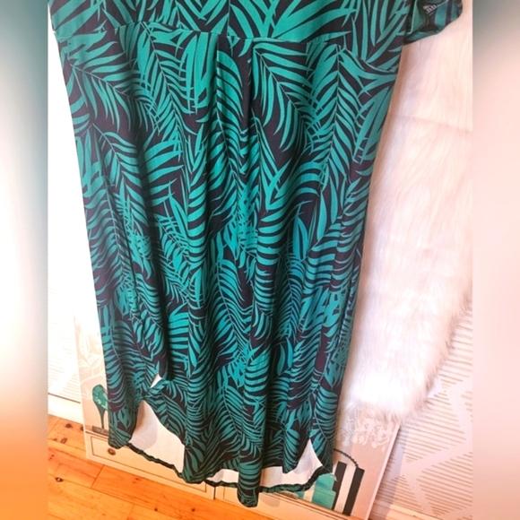 Ekouaer Luxury Longline Lounge Dress - Picture 6 of 9